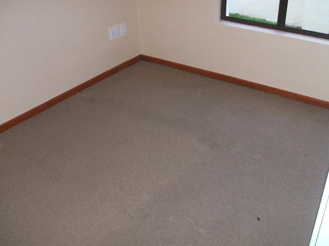 To Let 2 Bedroom Property for Rent in Hagley Western Cape